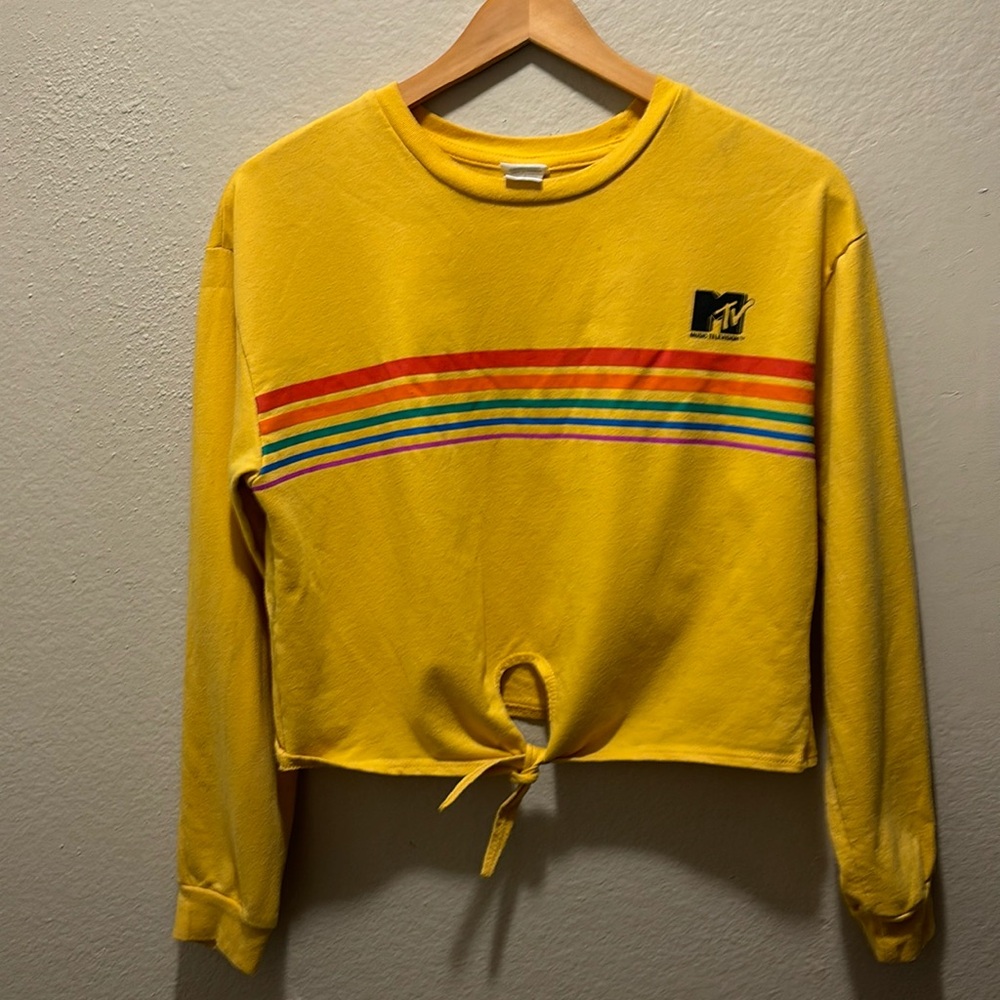 MTV crop top long sleeve